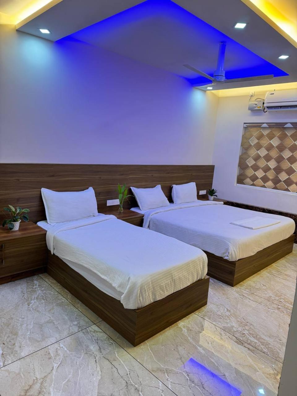 Krishnakripa Premium Residency Hotell Kochi Eksteriør bilde