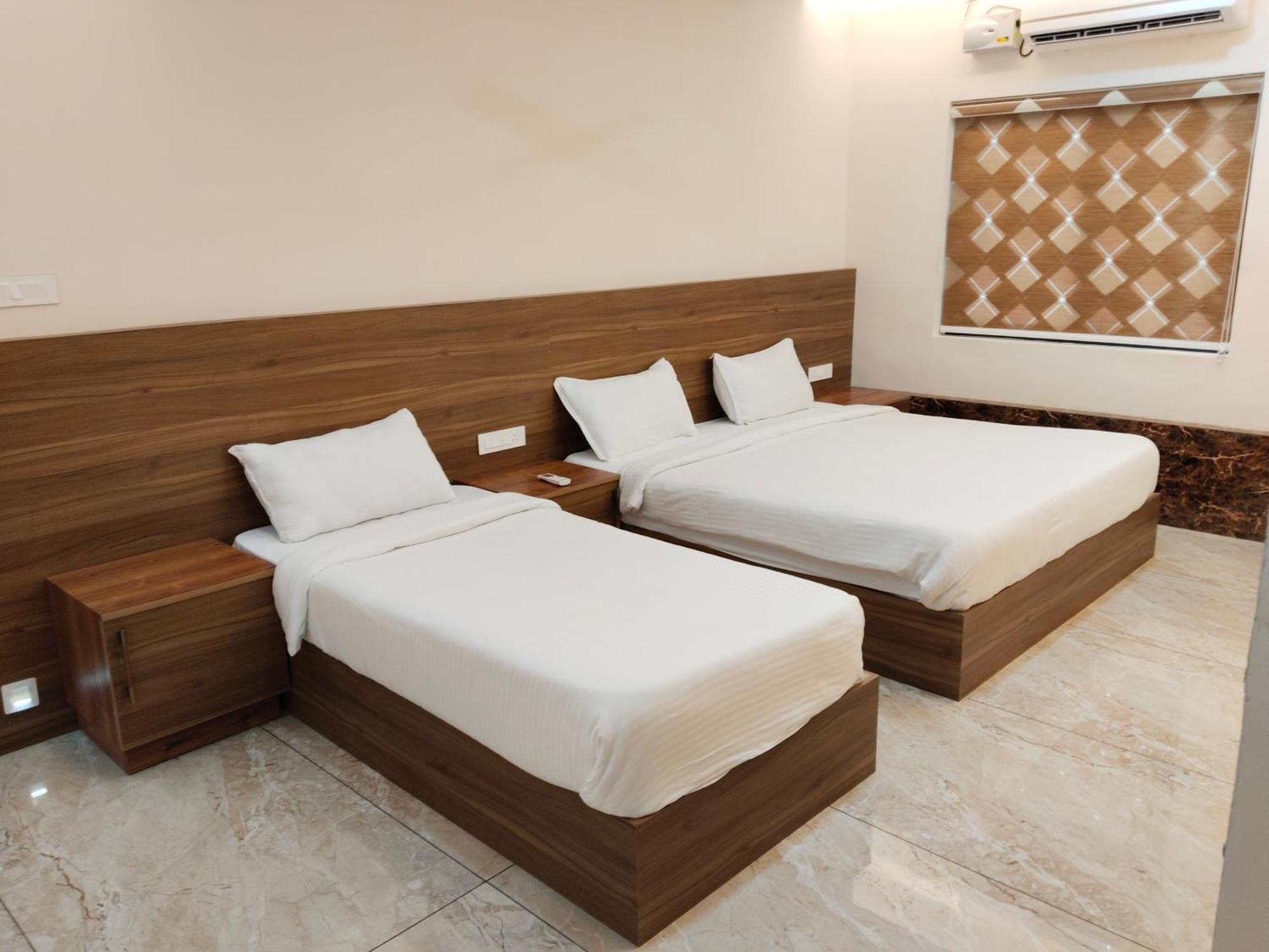 Krishnakripa Premium Residency Hotell Kochi Eksteriør bilde